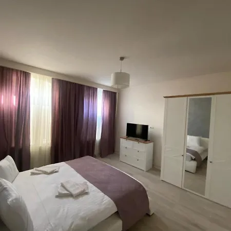 Апартаменти Dodo House *